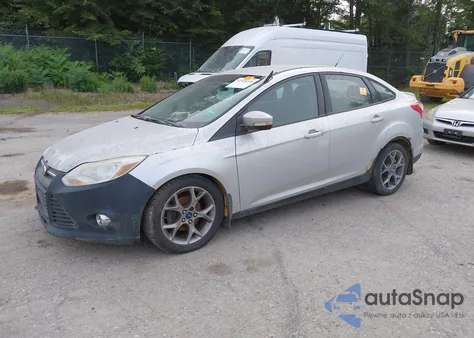 2013 Ford Focus Se z USA, uszkodzony, nr VIN 1FADP3F23DL272026